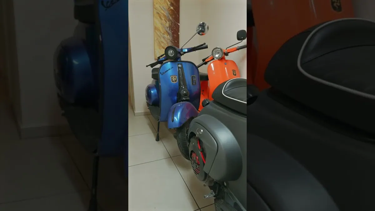 Blick auf die Vespa Sammlung